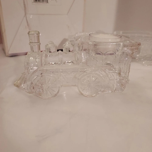 Fitz and Floyd 3 Piece Crystal Holiday Train Votive - In Original Box - Picture 4 of 13